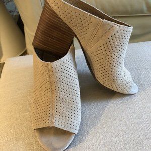 Franco Sarto sandal size 7M